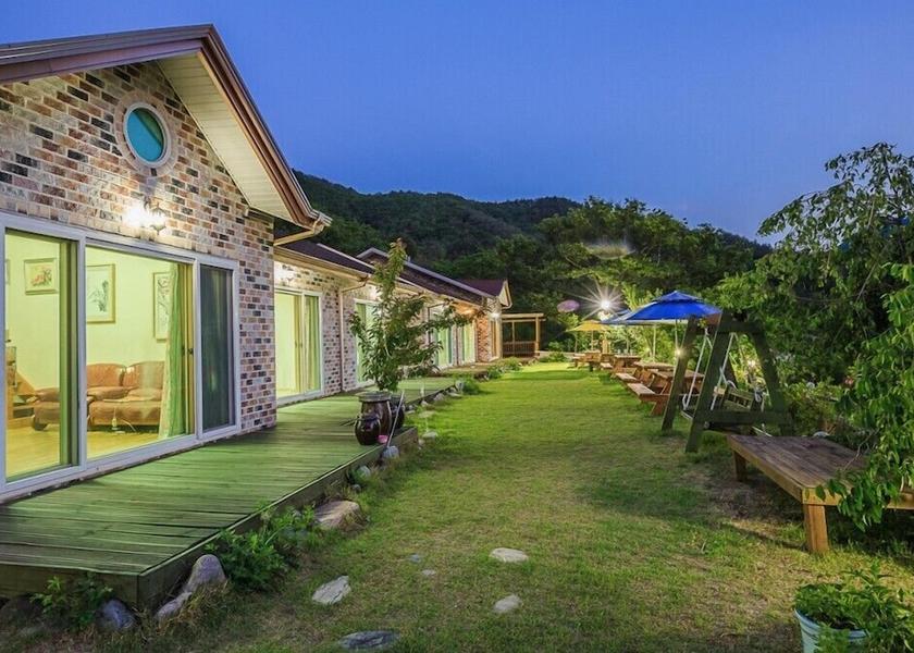 Gangwon Yeongwol Exterior Detail