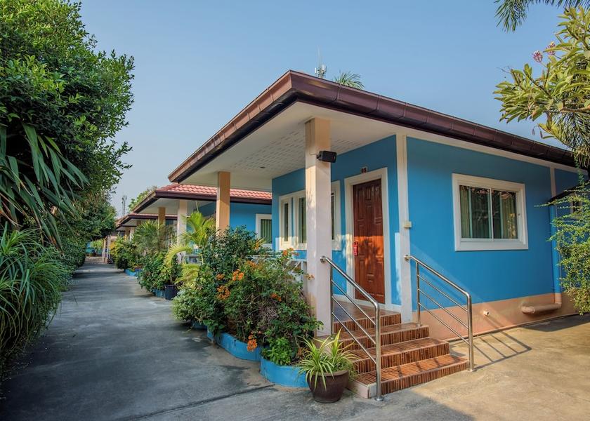 Chonburi Province Koh Lan Front of property