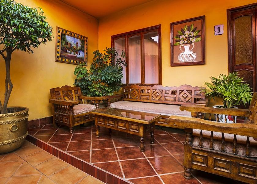 Michoacán Patzcuaro Lobby