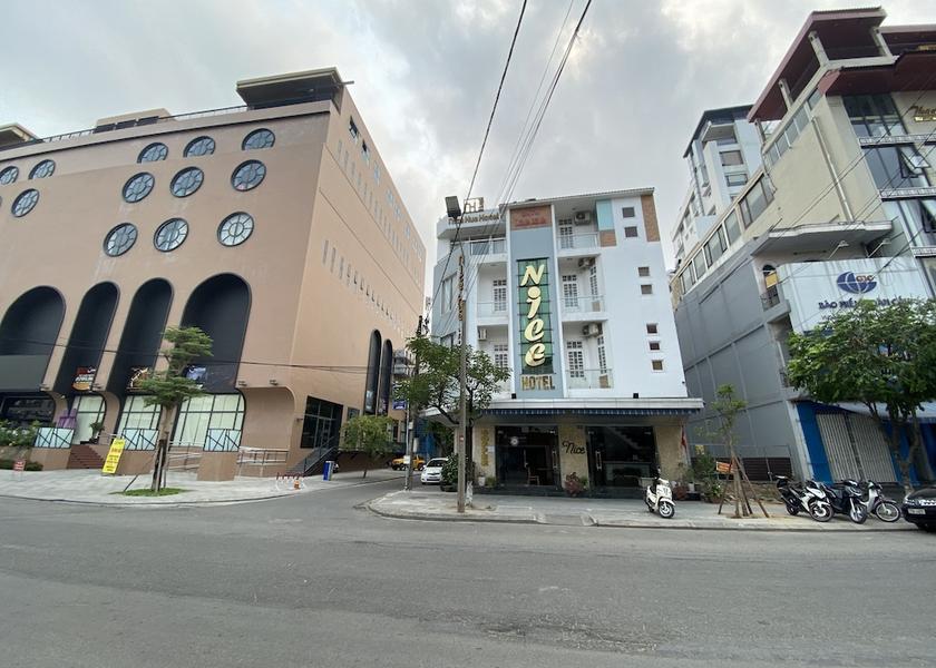 Thua Thien-Hue Hue Facade