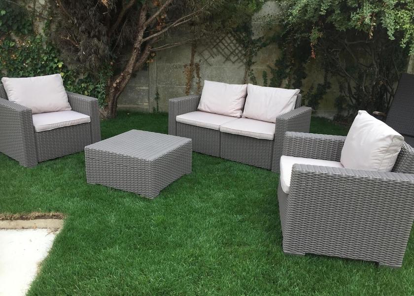 Grand Est Sainte-Savine Balcony