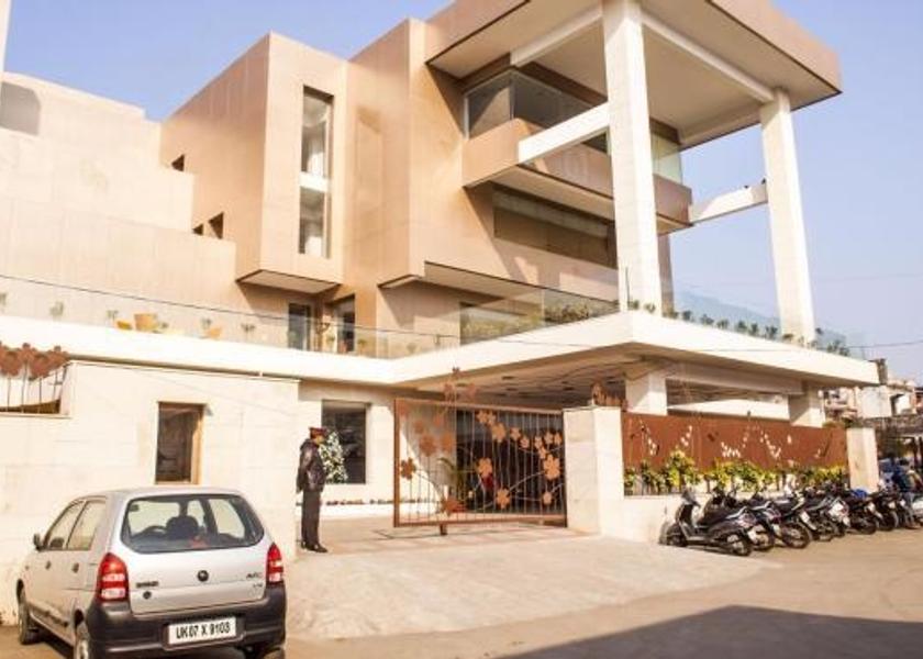 Uttarakhand Dehradun Hotel Exterior