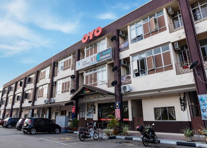 Johor Pontian Exterior Detail