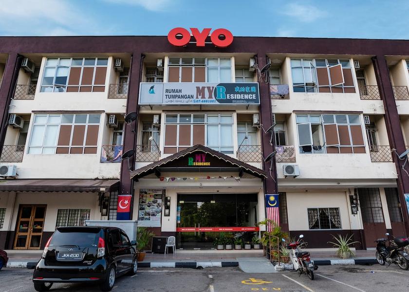 Johor Pontian Exterior Detail