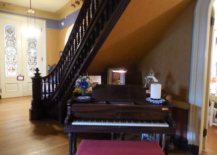 Massachusetts Wrentham Interior Entrance