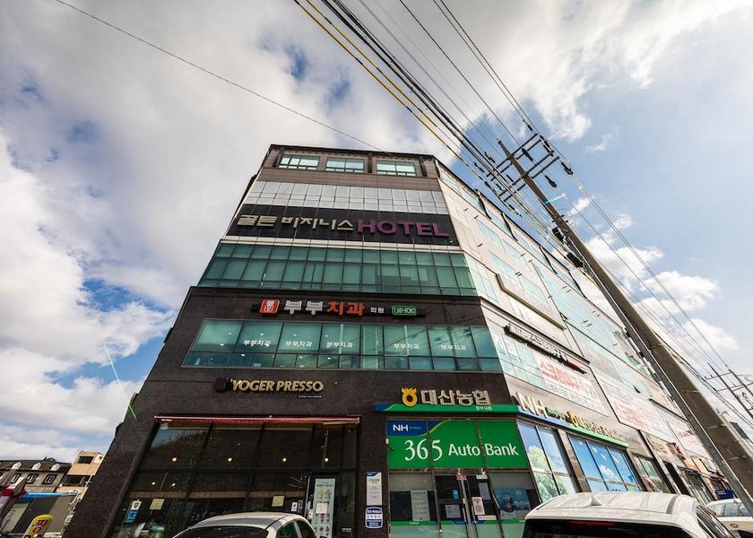 South Chungcheong Seosan Facade