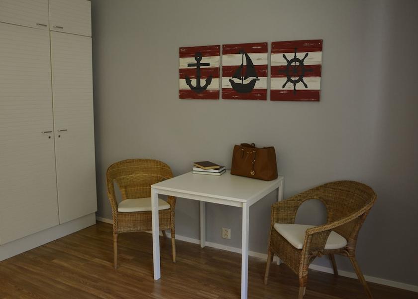  Hanko Room