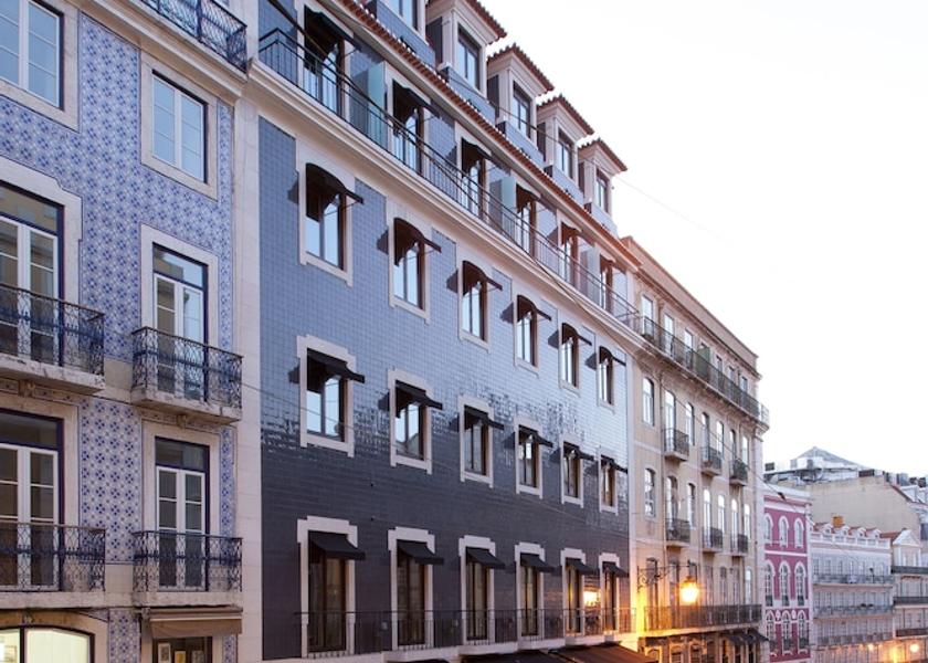  Lisbon Front of property