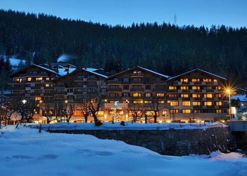 Graubuenden Klosters-Serneus Facade