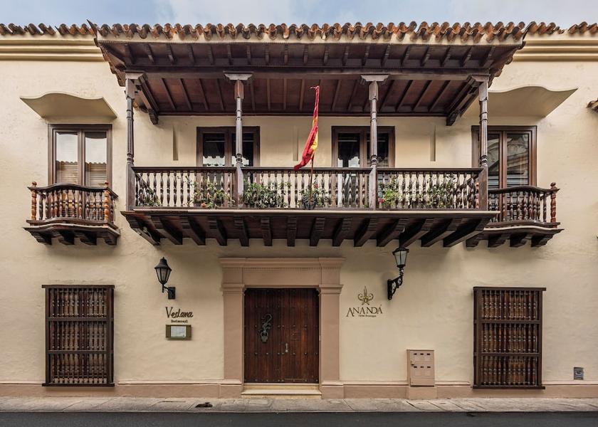 Bolivar Cartagena Facade