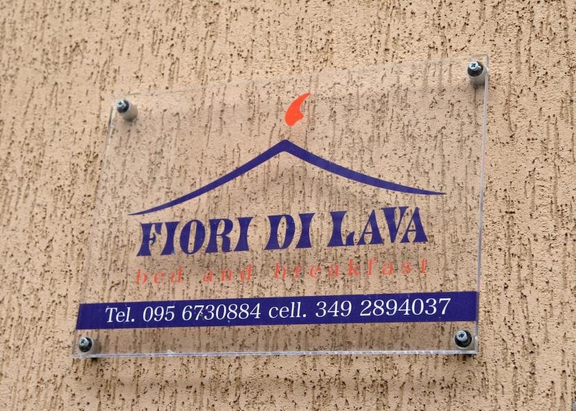 Sicily Nicolosi Exterior Detail