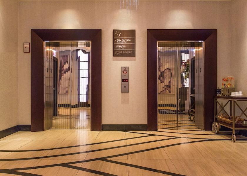 Illinois Chicago Lobby