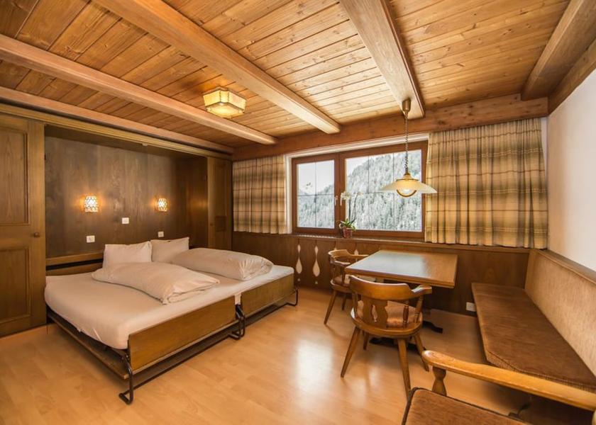 Graubuenden Samnaun Room