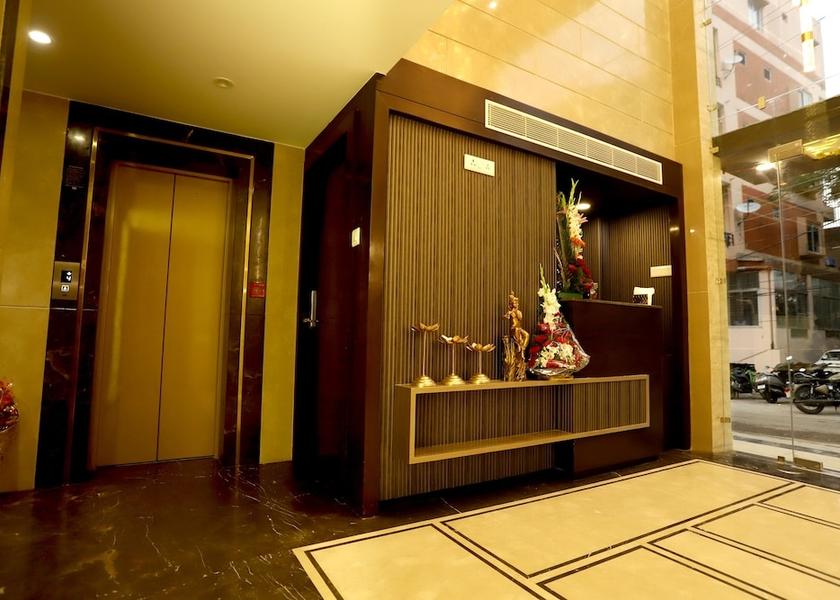 Madhya Pradesh Indore Property entrance