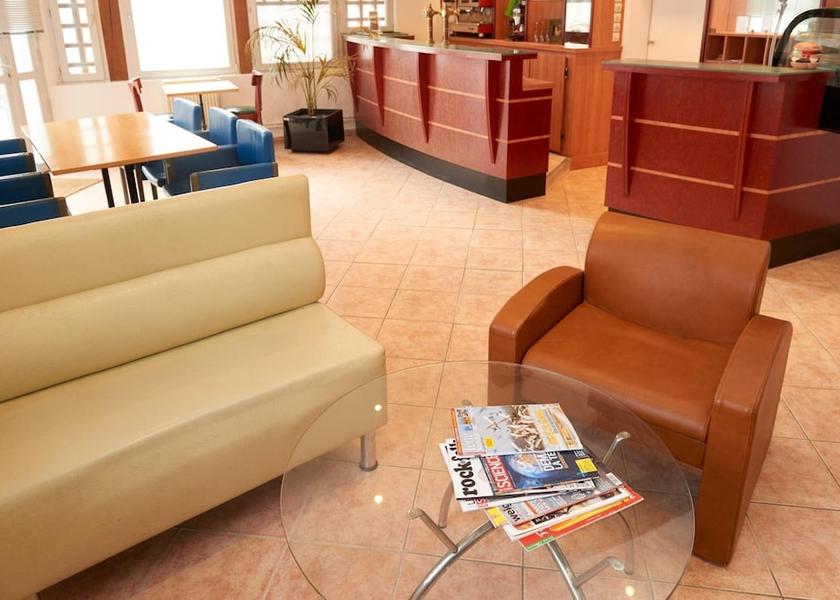 Normandy Forges-Les-Eaux Lobby