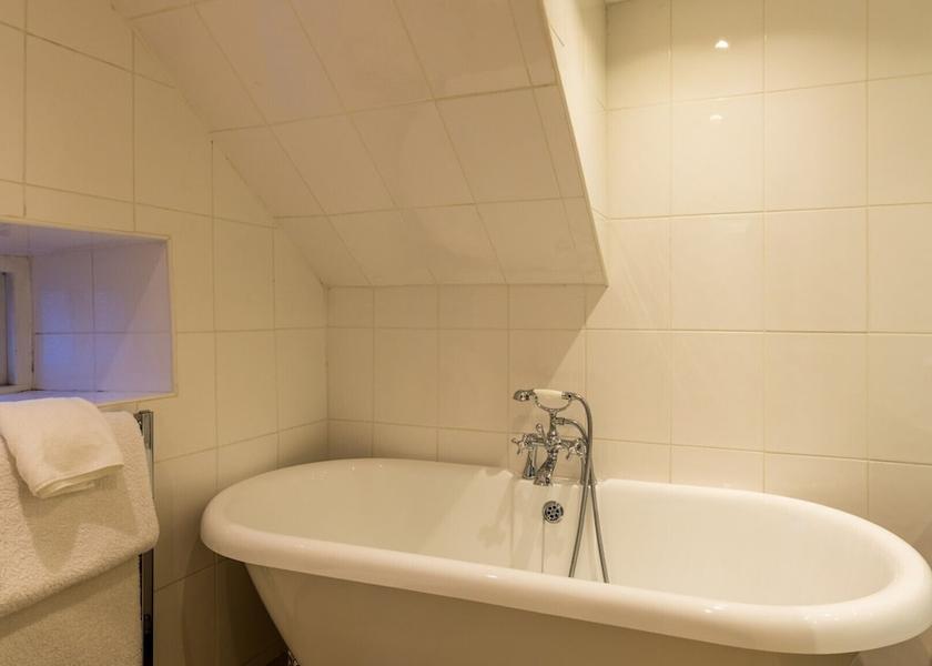 England Alston Room