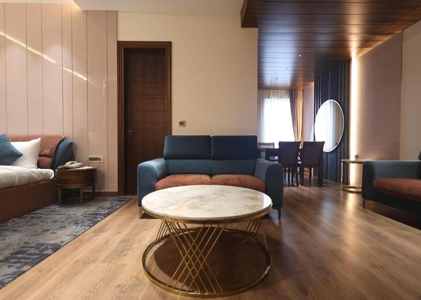 Uttar Pradesh Ayodhya Suite with View