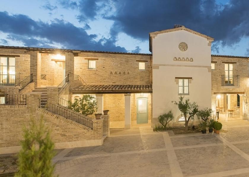 Abruzzo Alba Adriatica Exterior Detail