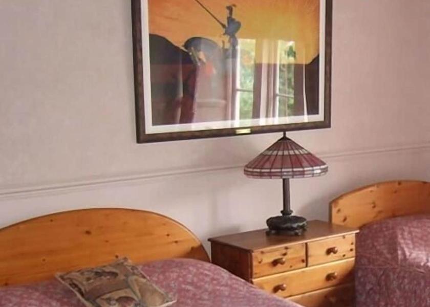 England High Peak Room