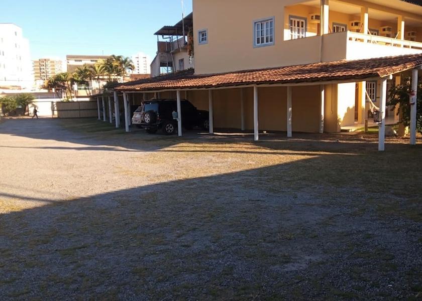 Espírito Santo Guarapari Parking