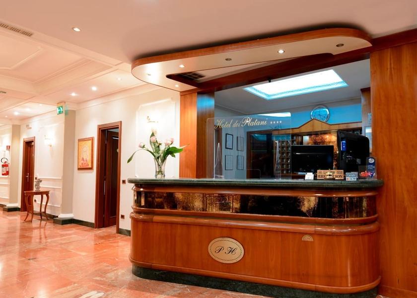 Campania Nola Lobby