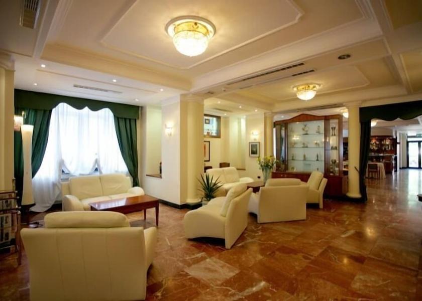 Campania Nola Lobby