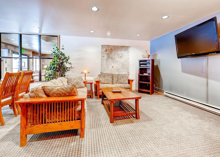 Colorado Frisco Lobby