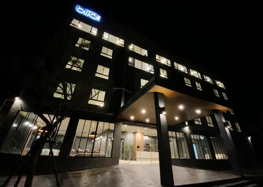 Chanthaburi Chanthaburi Front of property - evening/night