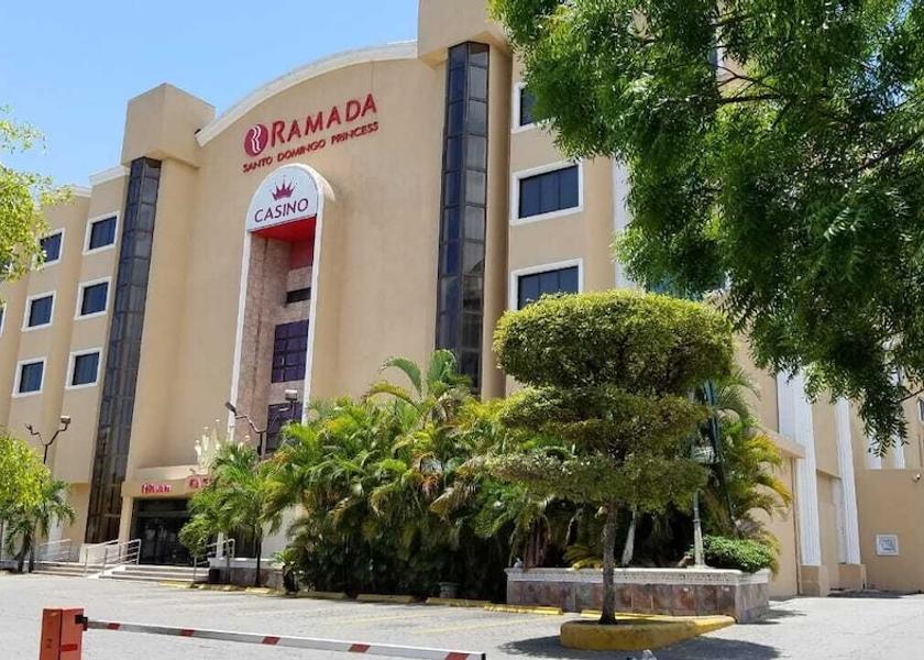 Santo Domingo Santo Domingo Reception