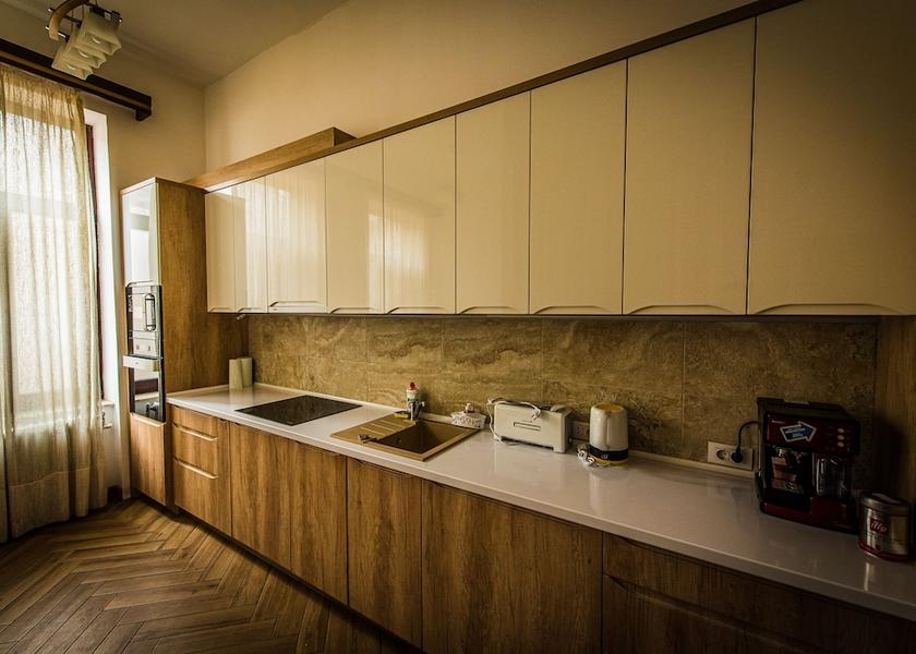  Oradea Kitchen