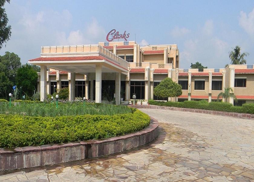 Madhya Pradesh Khajuraho Hotel Exterior