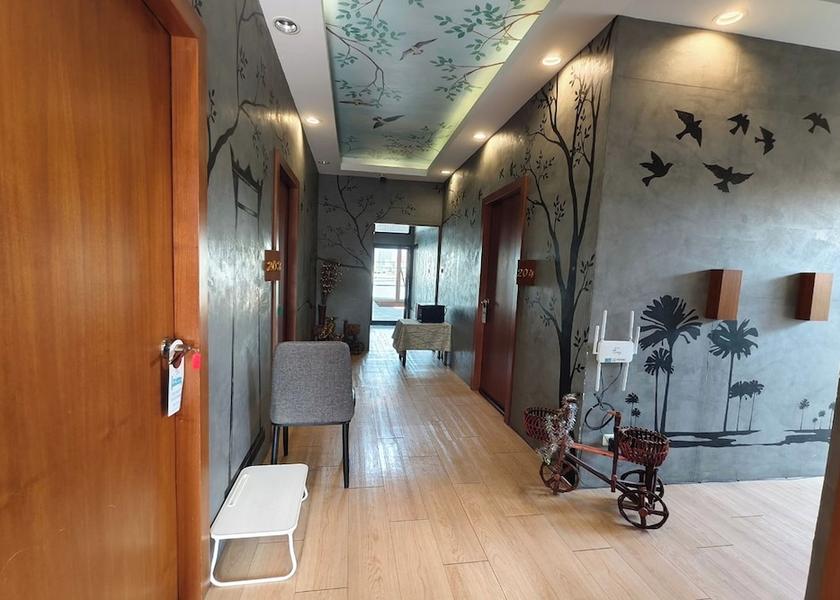 Samut Prakan Province Phra Pradaeng Hallway