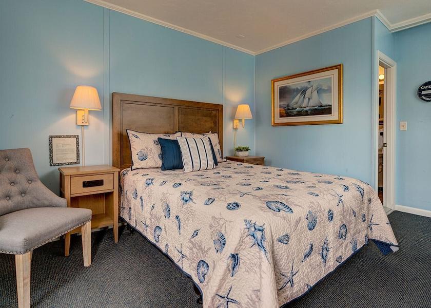 Massachusetts Falmouth Room