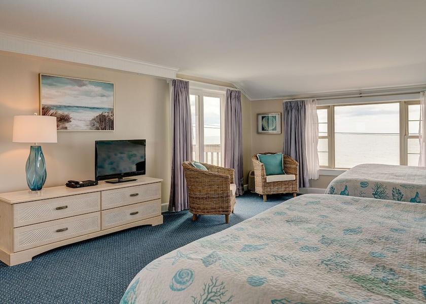Massachusetts Falmouth Room