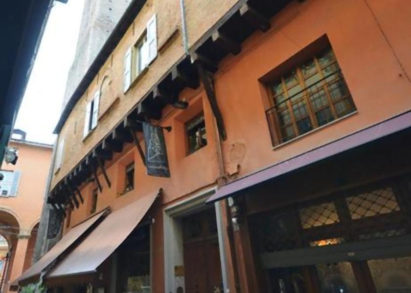 Emilia-Romagna Bologna Exterior Detail