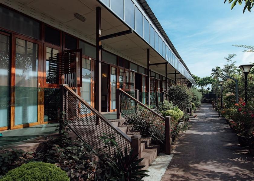 Sabah Semporna Facade