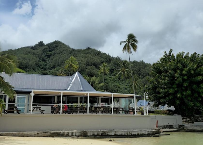  Moorea Exterior Detail