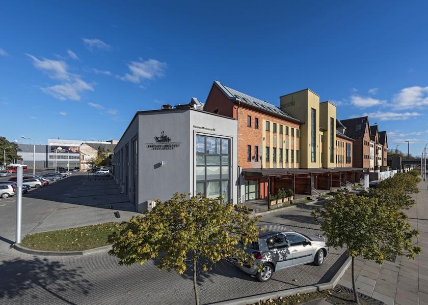  Kaunas Exterior Detail