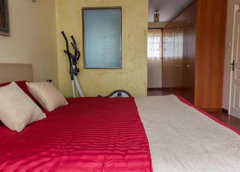  Nairobi Room