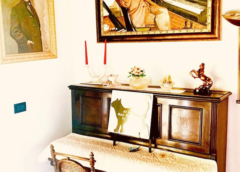 Tuscany Capannori Interior Entrance