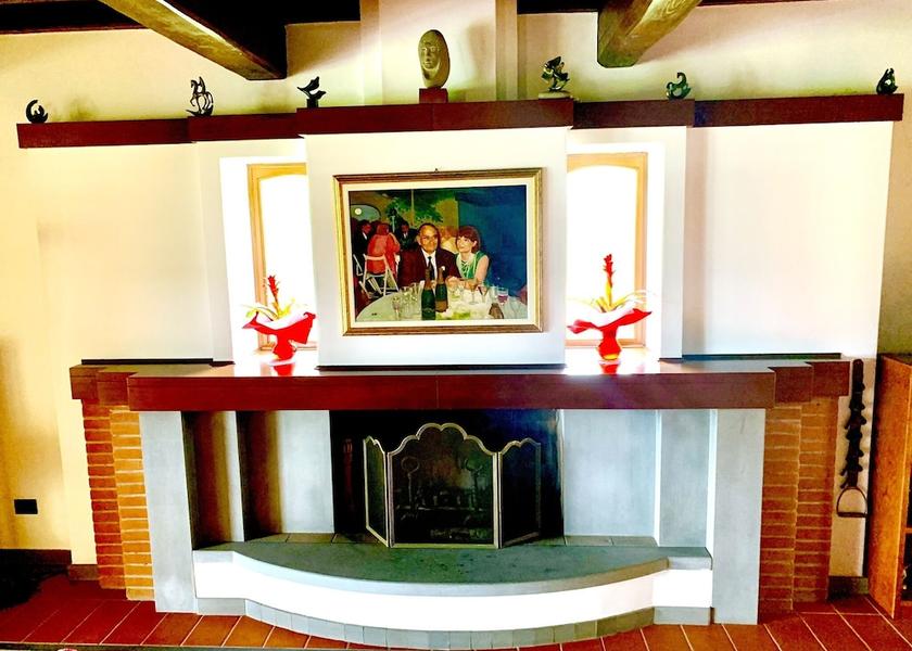 Tuscany Capannori Fireplace