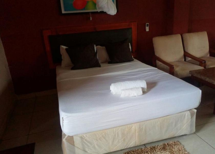  Ndola Room