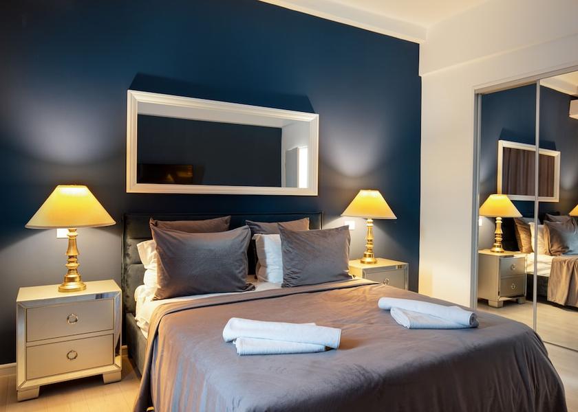  Bucharest Room