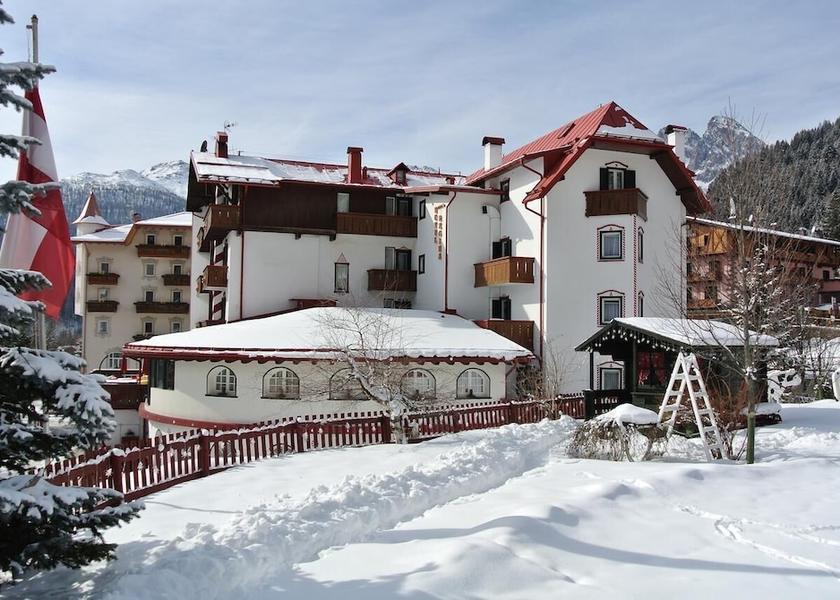 Trentino-Alto Adige Primiero San Martino di Castrozza Facade