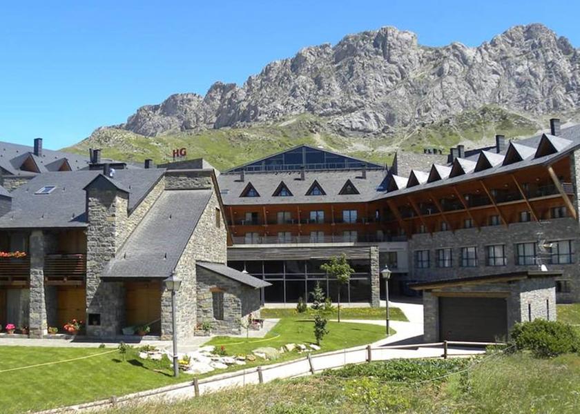 Aragon Sallent de Gallego Exterior Detail