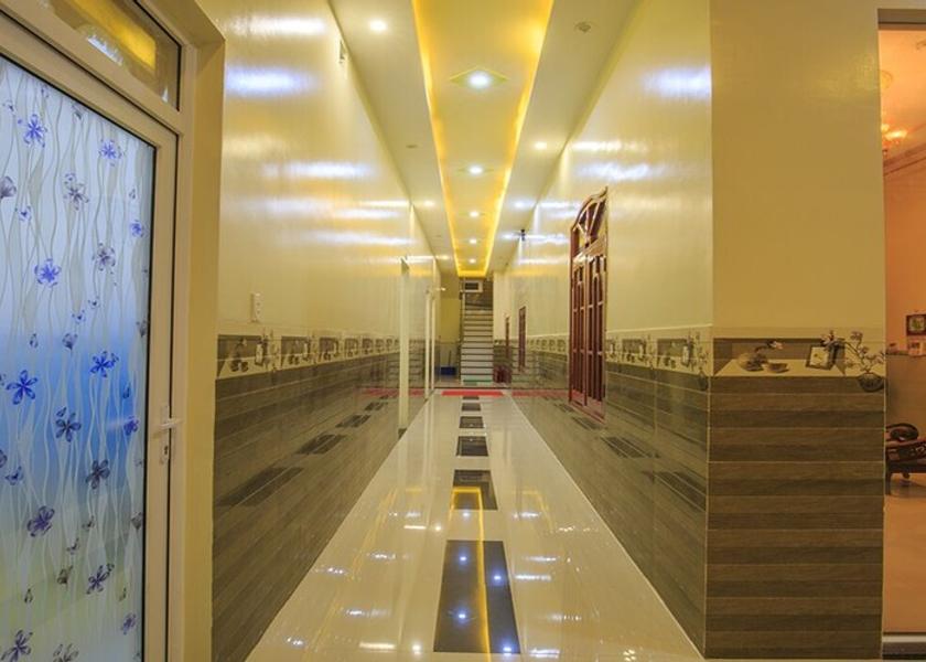 Quang Ngai Ly Son Hallway