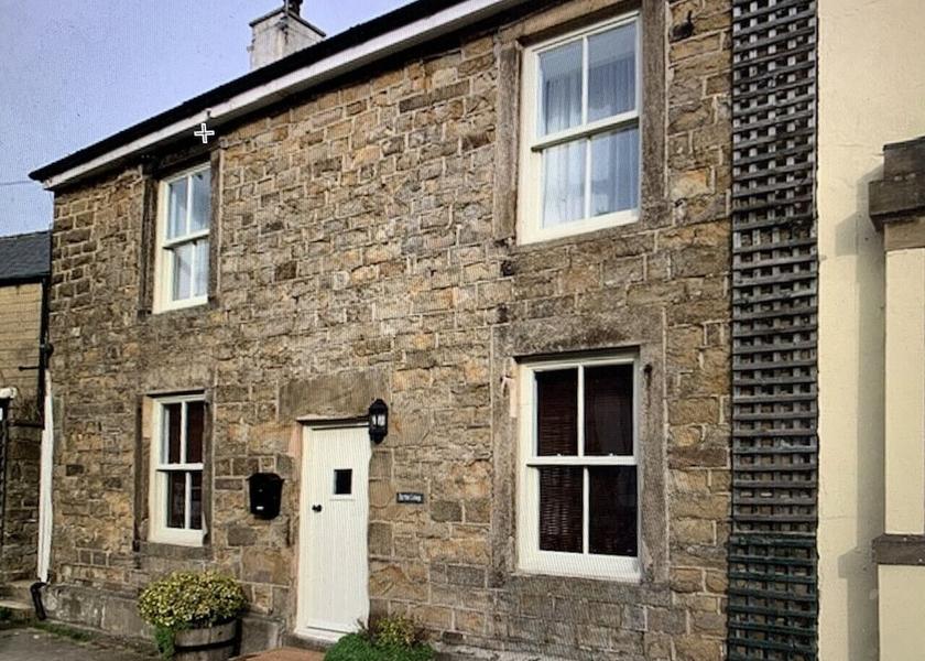 England Hope Valley Exterior Detail