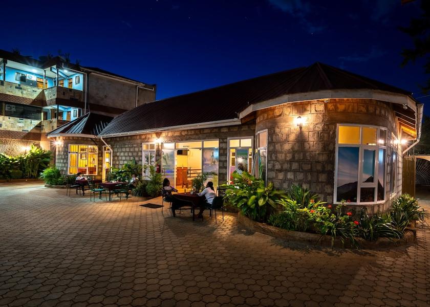  Arusha Exterior Detail