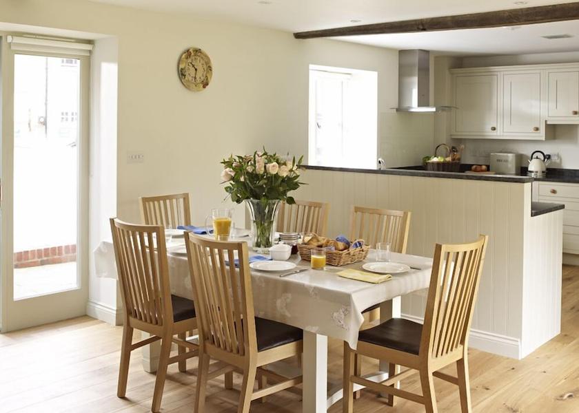 England Thatcham Primary image