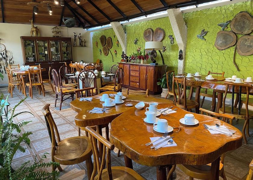 Esmeraldas Tonsupa Breakfast Area